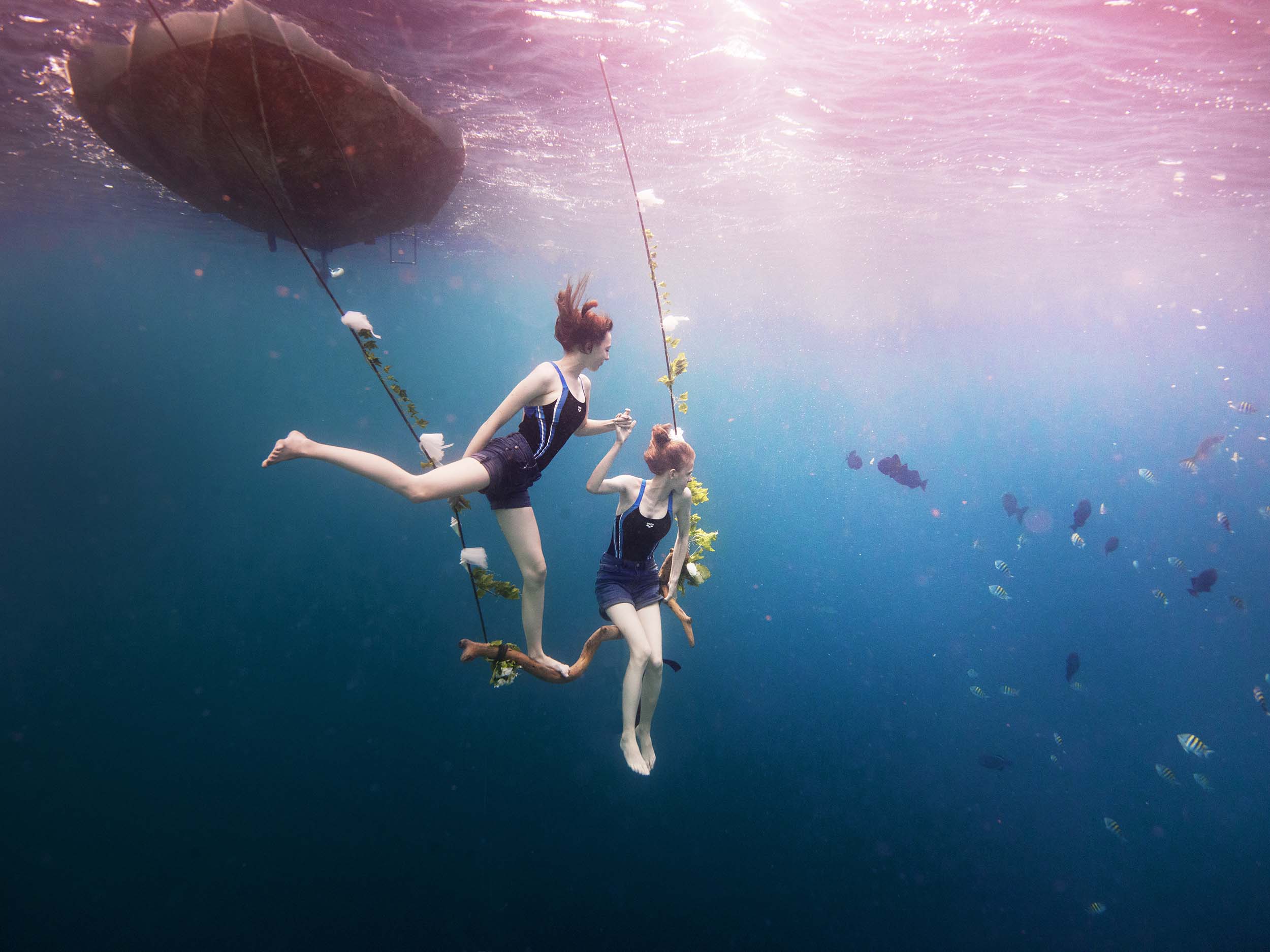 underwater swing for a underwaterphotoshoot on bonaire